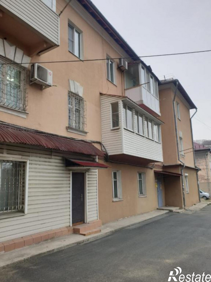 3-комн квартира Луначарского улица,16