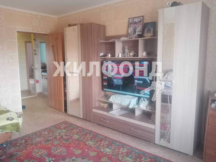 2-комн квартира Строителей улица, д.70