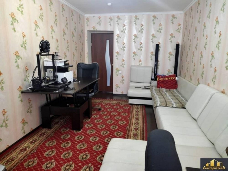 3-комн квартира Орджоникидзе ул.