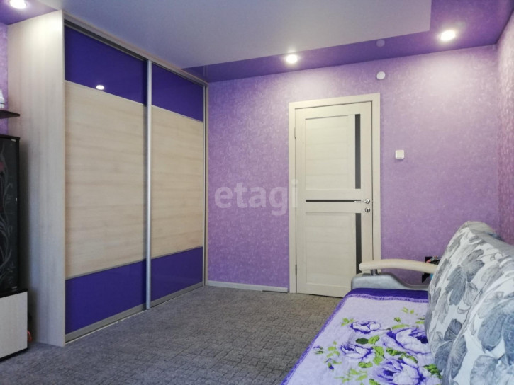 3-комн квартира Островского, 34