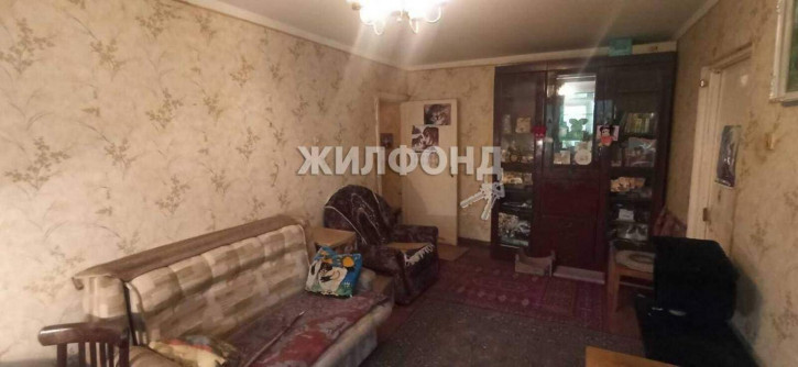4-комн квартира Иванова улица, д.7