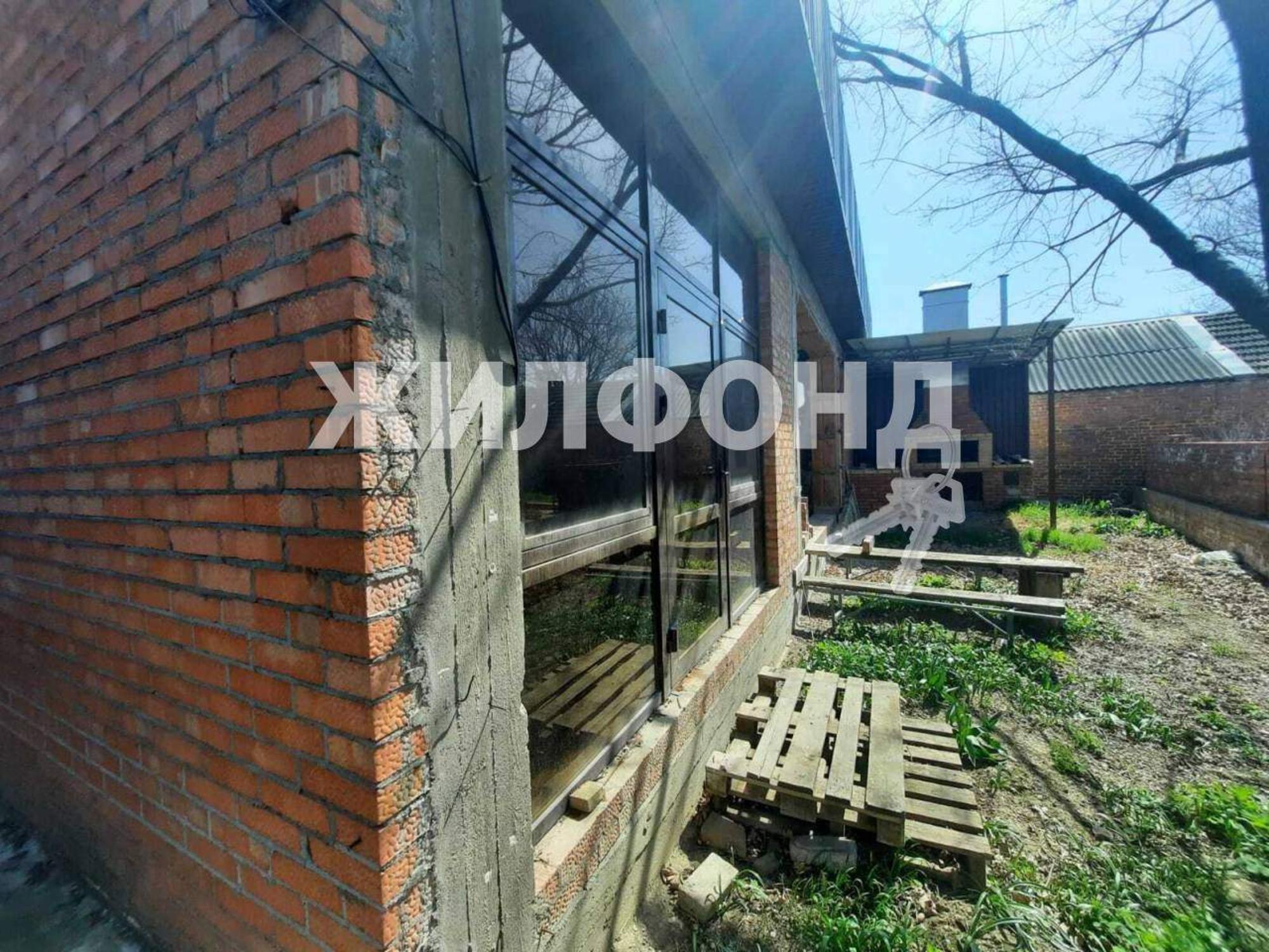 Купить дачу, дом, коттедж за 4 600 000 рублей на Октябрьская улица