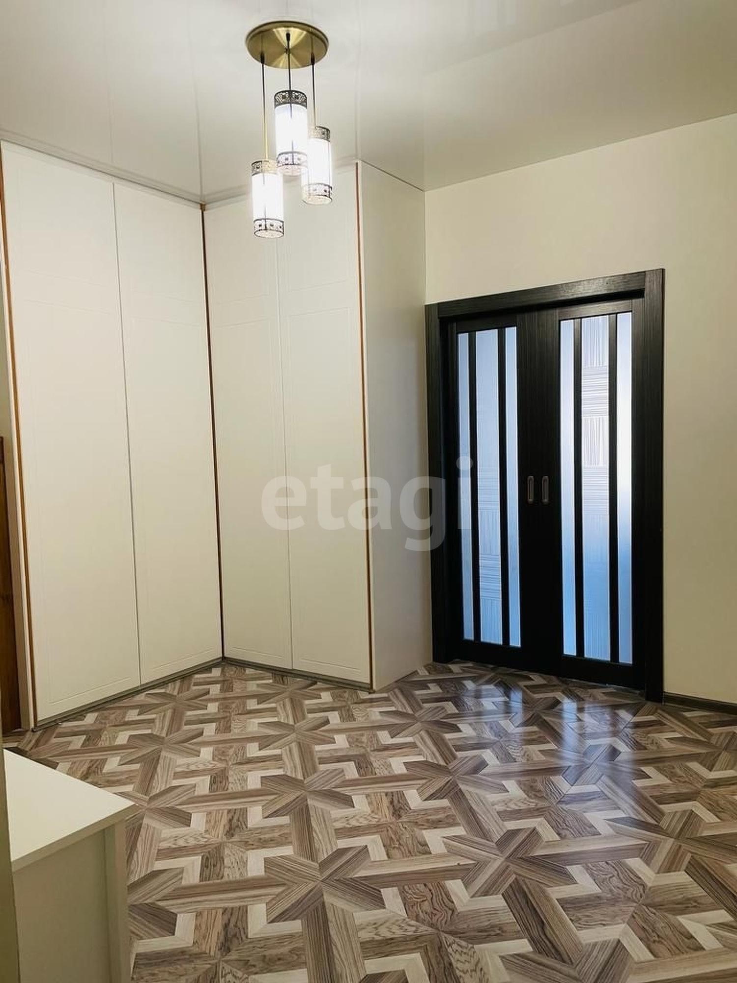 Купить квартиру за 14 899 000 рублей на Зои Космодемьянской, 42а