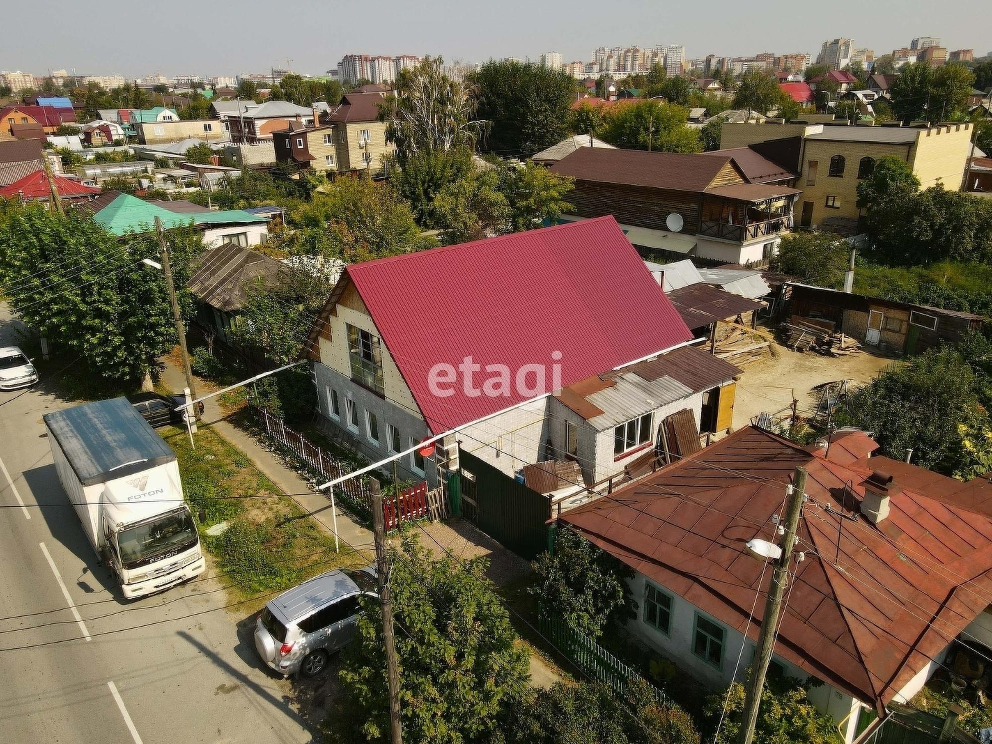 Купить дачу, дом, коттедж за 9 100 000 рублей на Революции,