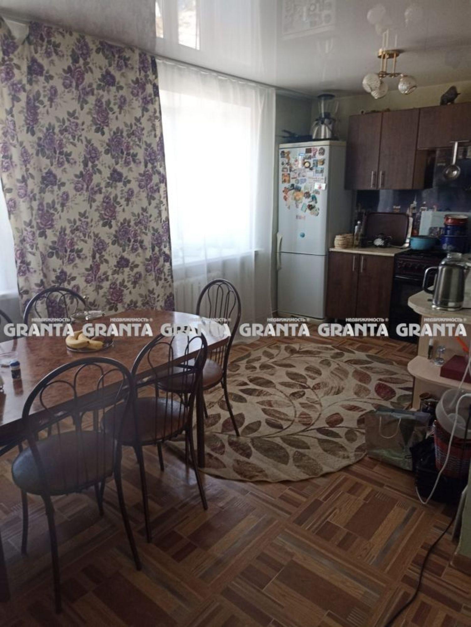 Купить дачу, дом, коттедж за 4 000 000 рублей на ул. Ленина, 72