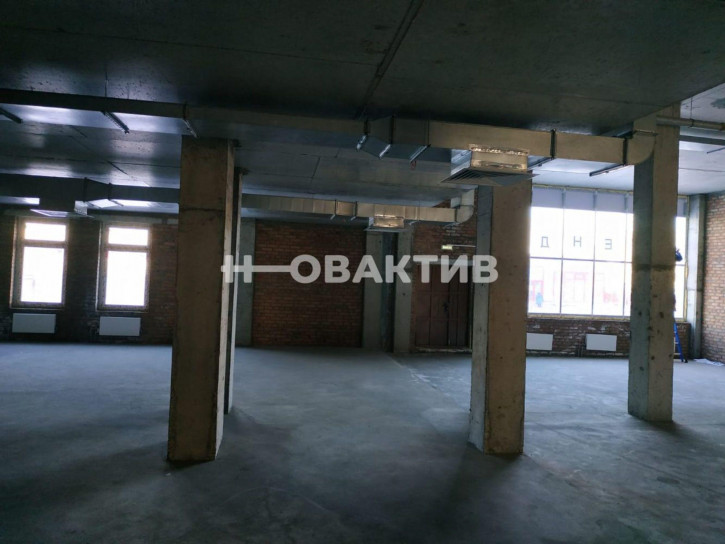 Торговое помещение улица Виктора Уса, 1/1