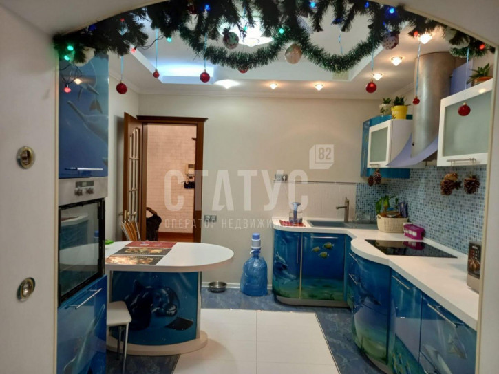 3-комн квартира Блюхера ул, 48