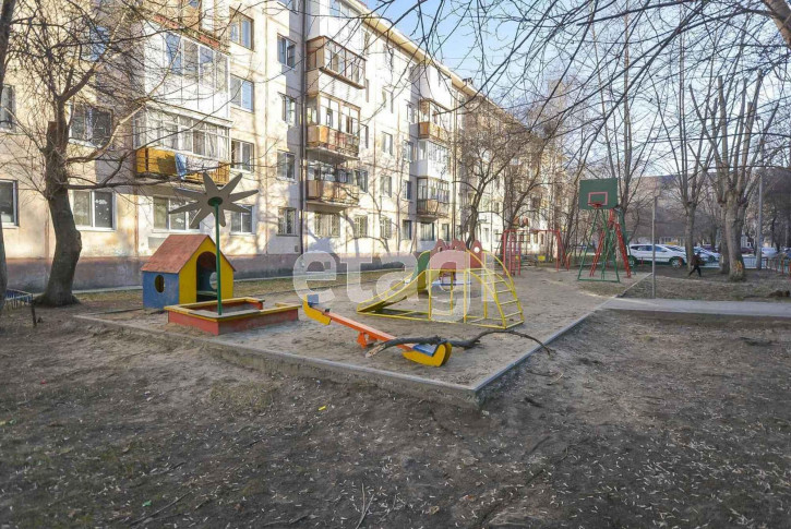 2-комн квартира Геологоразведчиков пр, 42