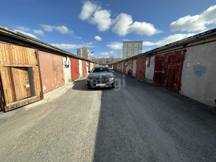 Гараж/парковка Широтная 34
