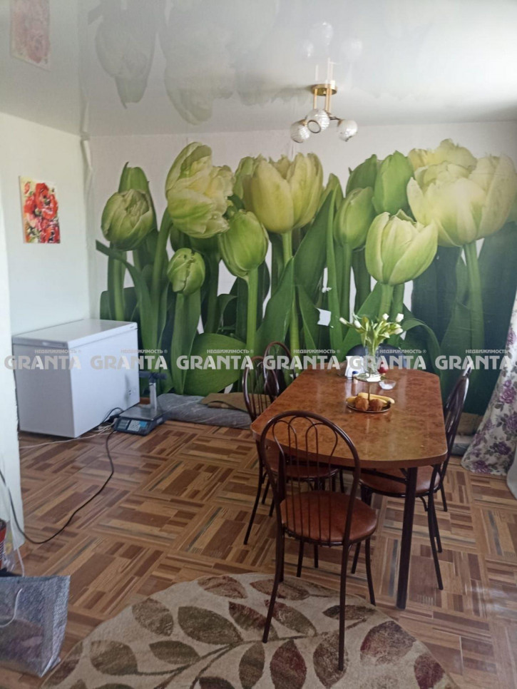 3-комн квартира ул. Ленина, 72