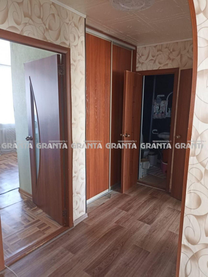 3-комн квартира ул. Ленина, 72