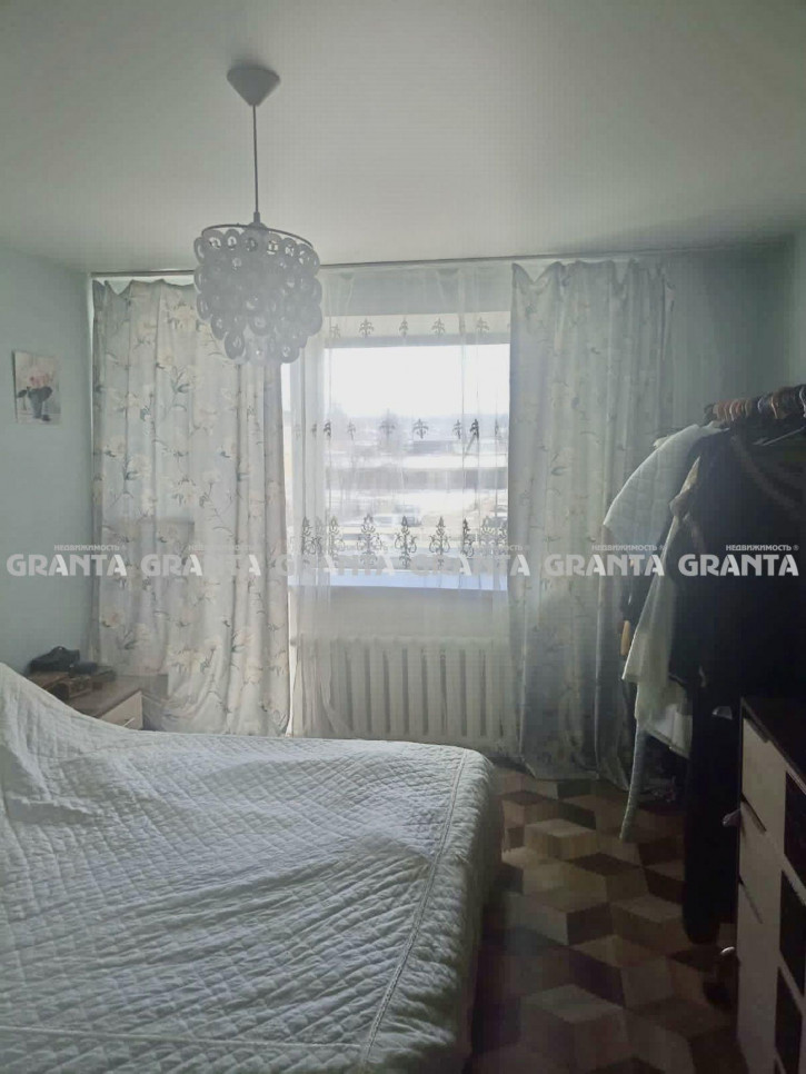 3-комн квартира ул. Ленина, 72