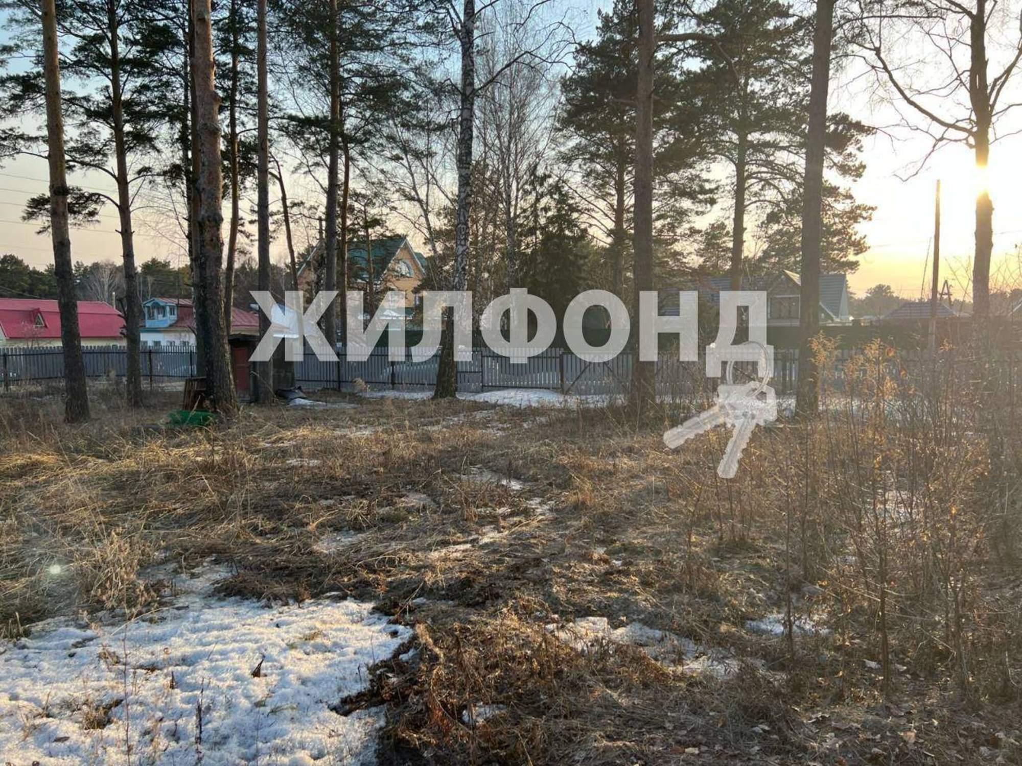 Купить землю, земельный участок за 4 000 000 рублей на Дачная улица
