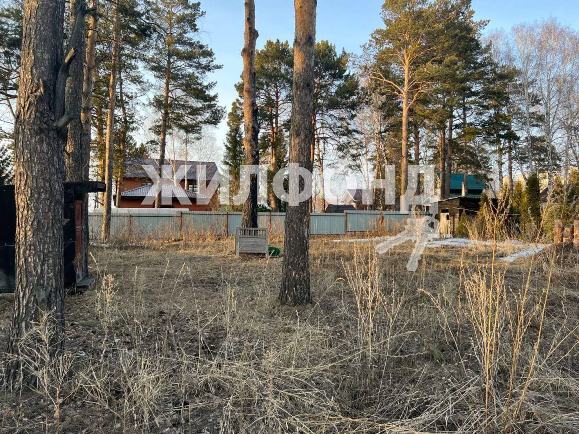 Купить землю, земельный участок за 4 000 000 рублей на Дачная улица