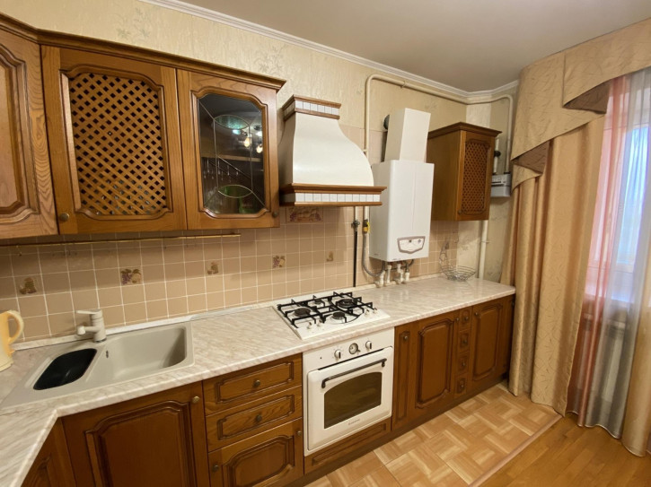 3-комн квартира улица Краснозелёных, 29/12