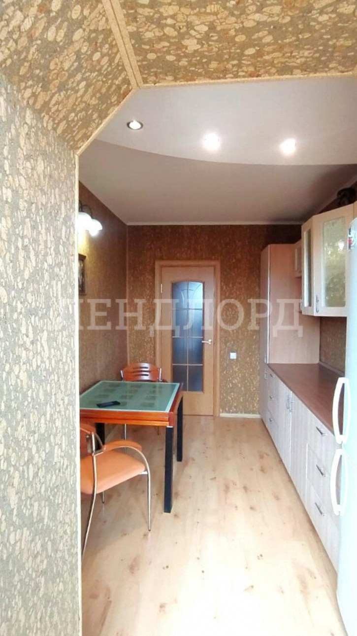 2-комн квартира улица Ерёменко, 60/12