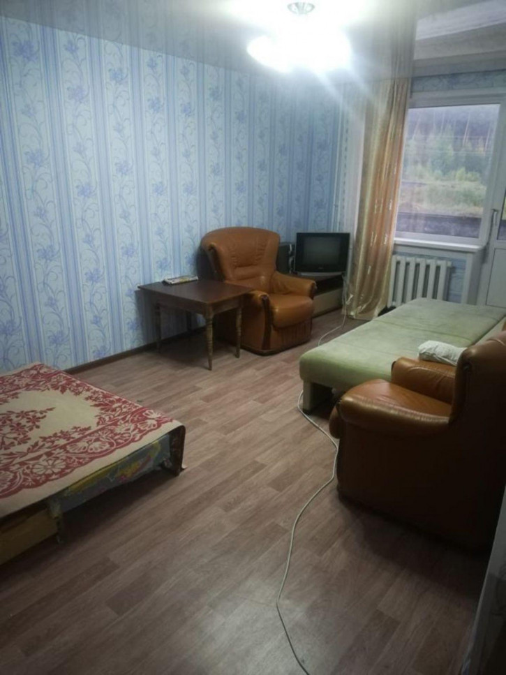 2-комн квартира Дружбы Народов пр-кт, 58