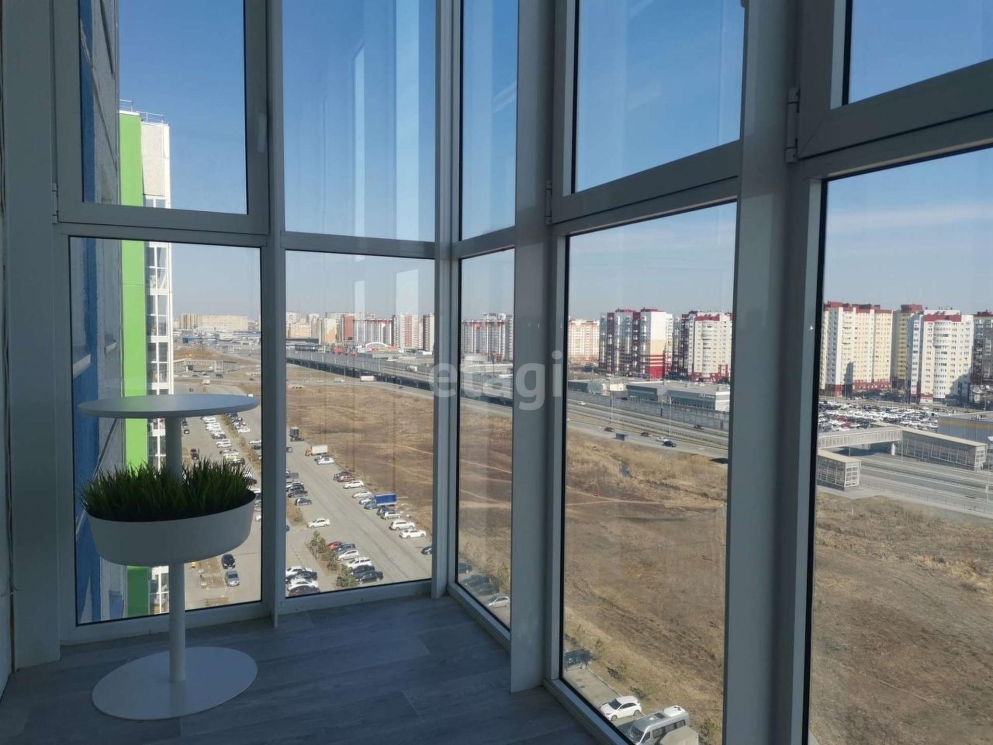 Купить квартиру за 10 200 000 рублей на Федюнинского, 60