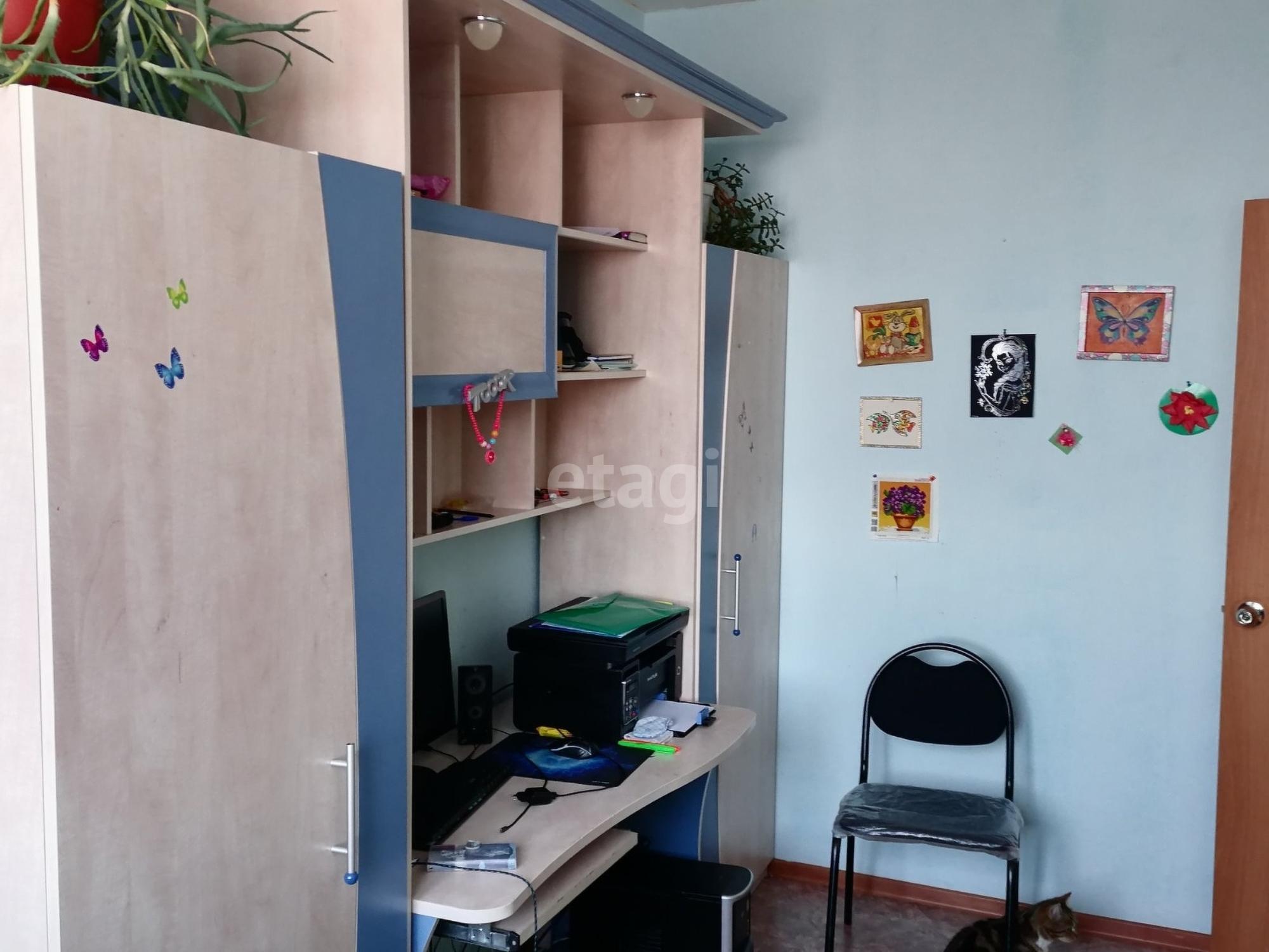 Купить дачу, дом, коттедж за 5 990 000 рублей на Центральный (мкр Молодежный) б-р, 12а
