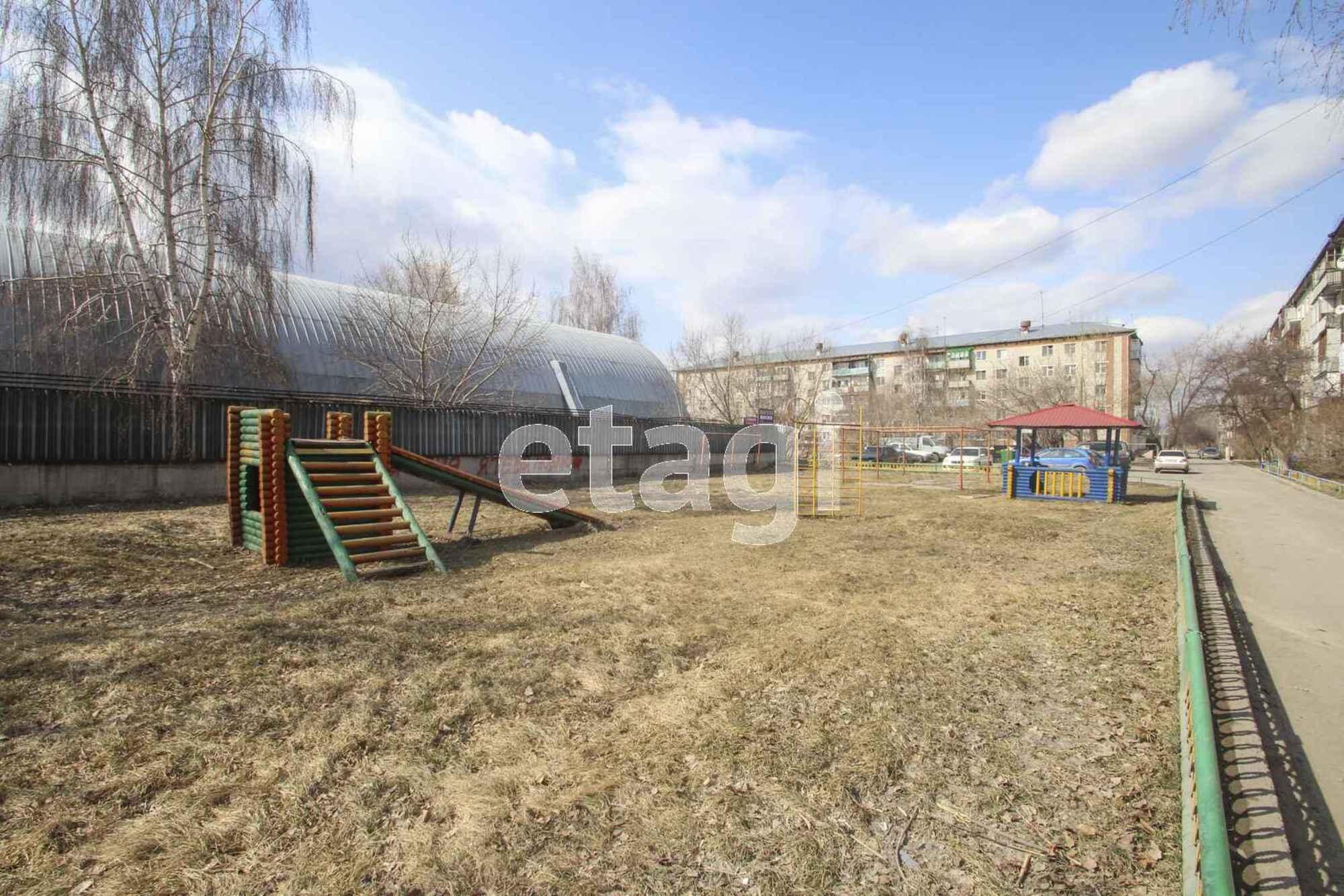 Купить квартиру за 2 350 000 рублей на Авторемонтная, 17