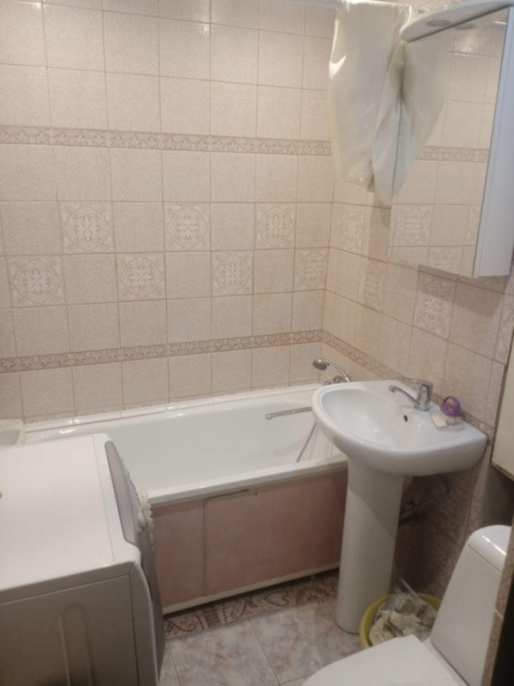 1-комн квартира Ползунова ул, 18