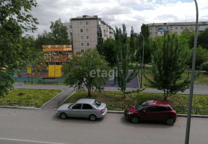 2-комн квартира Жуковского, 80