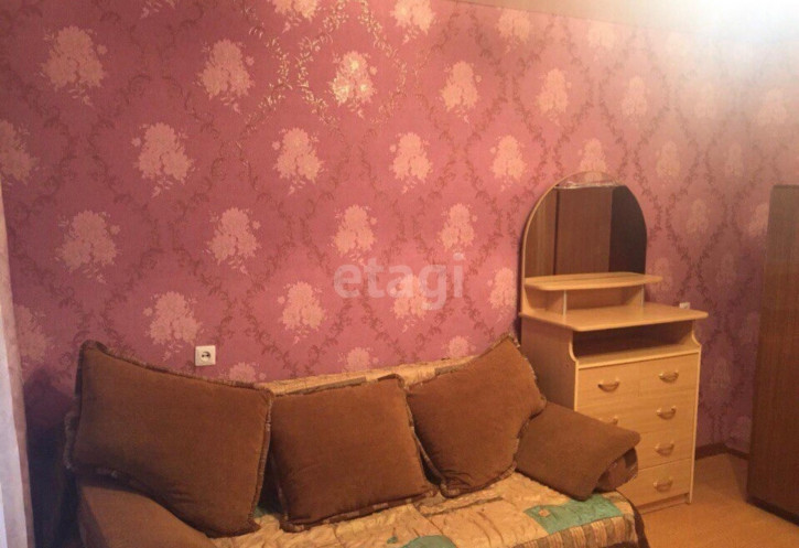 1-комн квартира Ватутина, 12