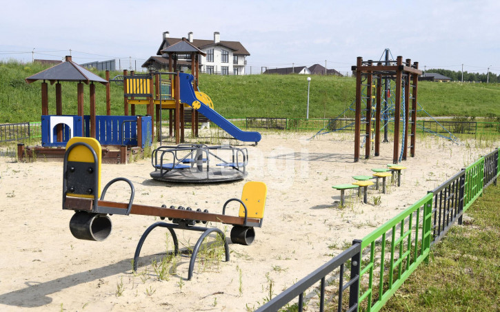 Земельный участок Аметистовая,