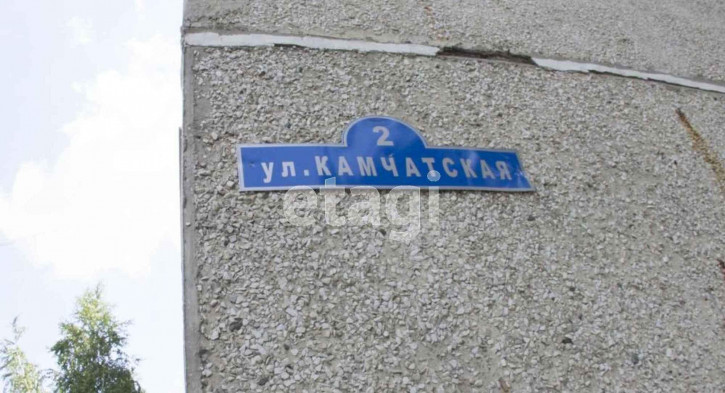 2-комн квартира Камчатская, 2