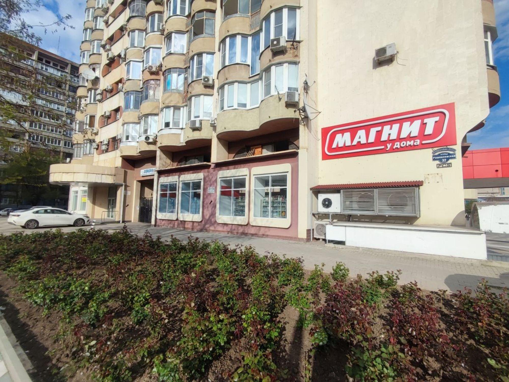Сдать торговое помещение за 750 000 рублей на Рашпилевская ул