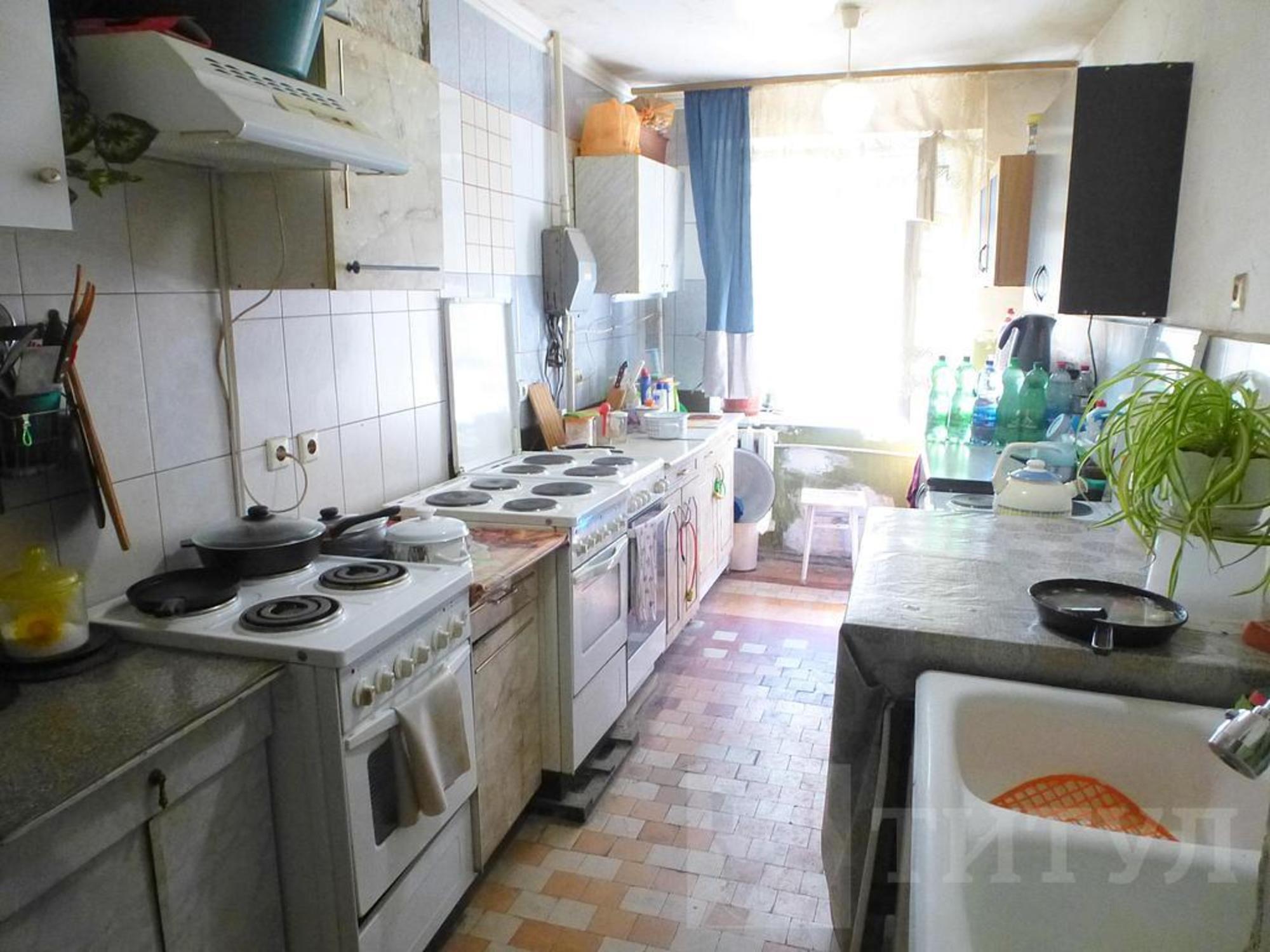 Купить комнату за 650 000 рублей на Орджоникидзе, Туполева