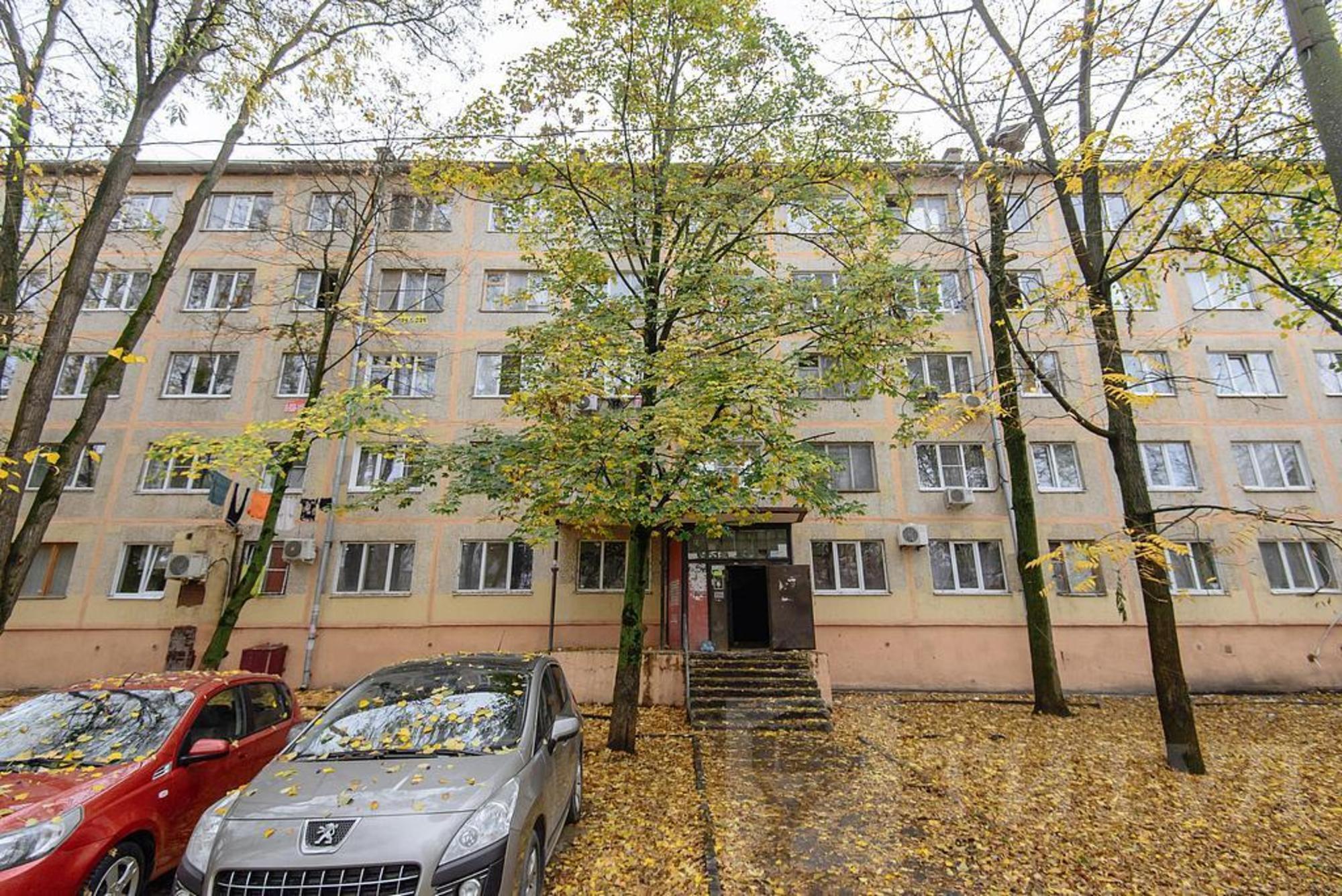 Купить комнату за 800 000 рублей на Чкаловский, Беломорский