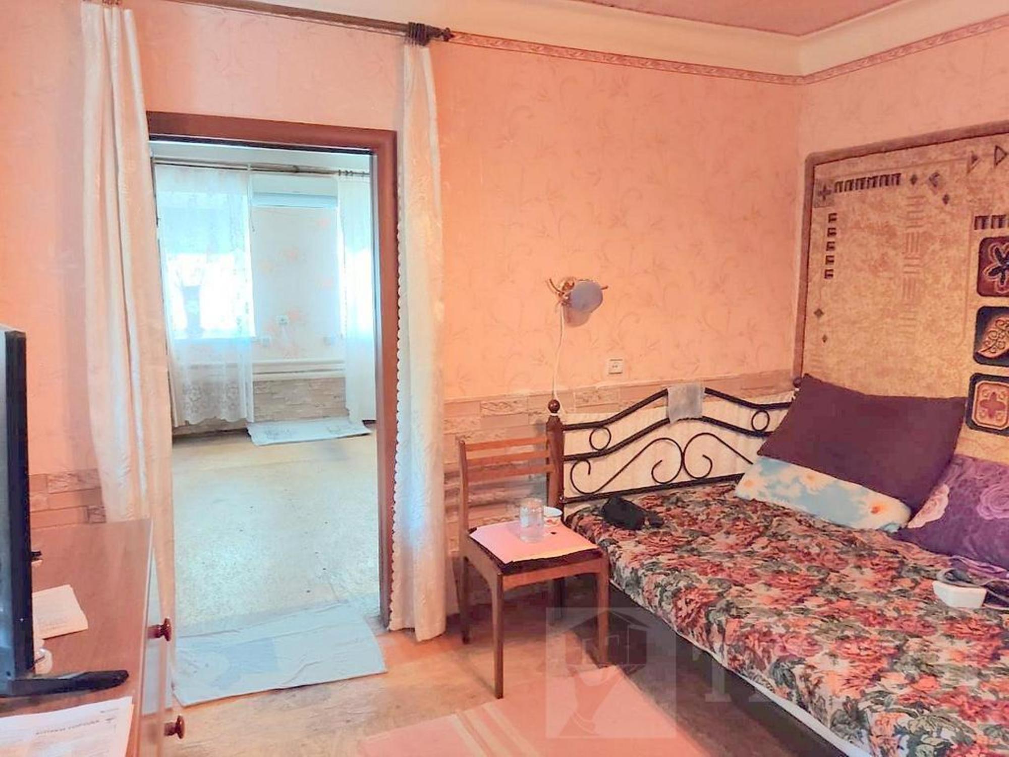 Купить дачу, дом, коттедж за 3 550 000 рублей на Центр, г. Батайск, ул. Московская