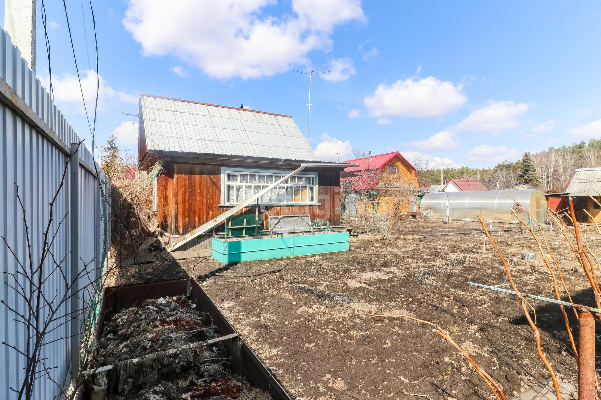 Купить дачу, дом, коттедж за 2 580 000 рублей на Мичурина,