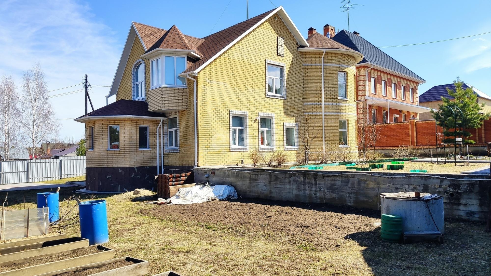 Купить дачу, дом, коттедж за 22 800 000 рублей на Влада Листьева,