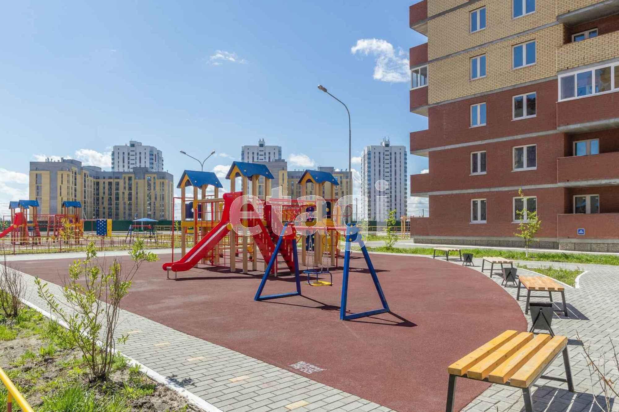 Купить квартиру за 4 900 000 рублей на Монтажников, 43