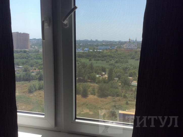 1-комн квартира СЖМ, Комарова