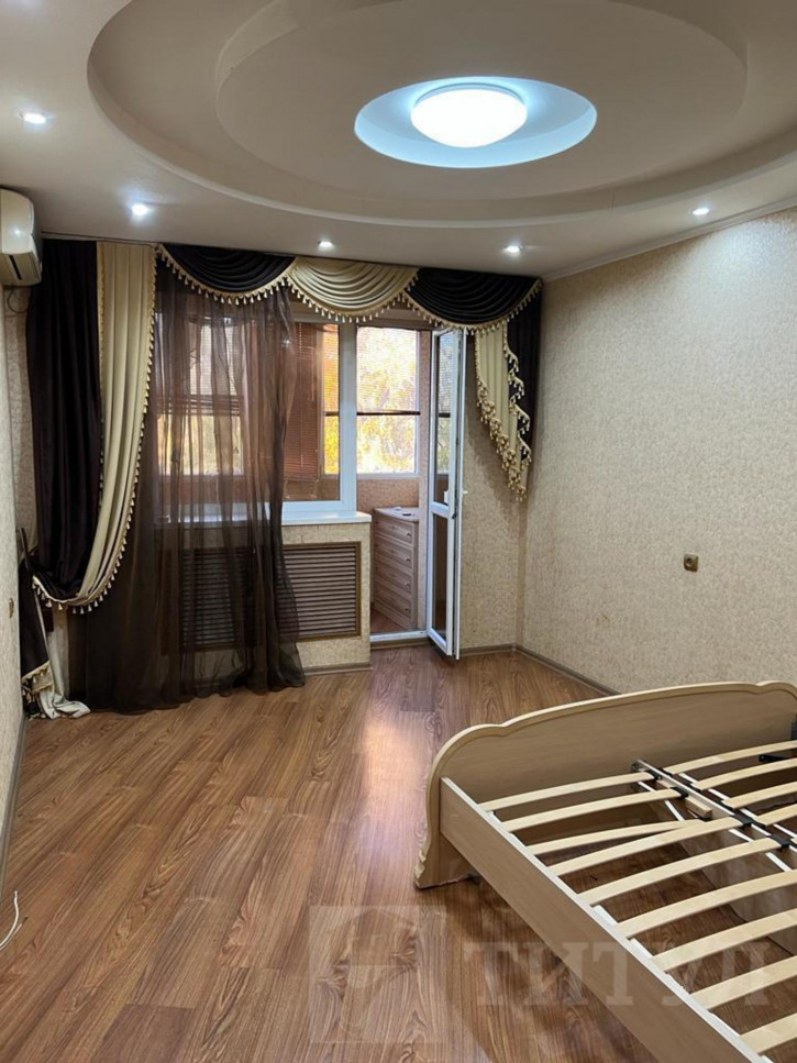 3-комн квартира Сельмаш, Шолохова
