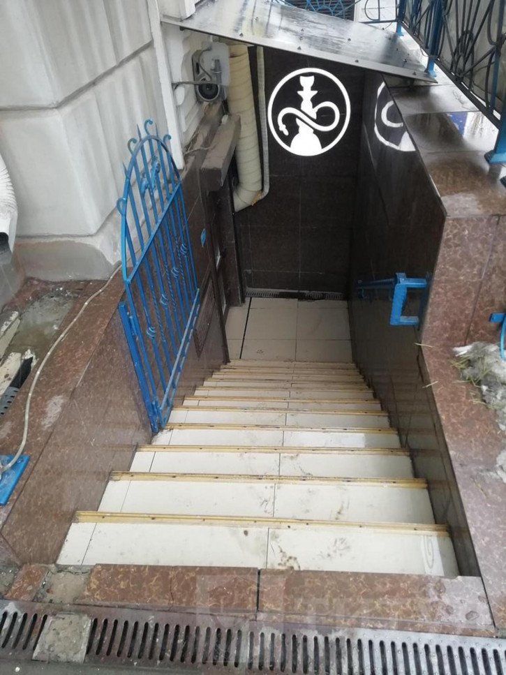 Торговое помещение Центр, Большая Садовая