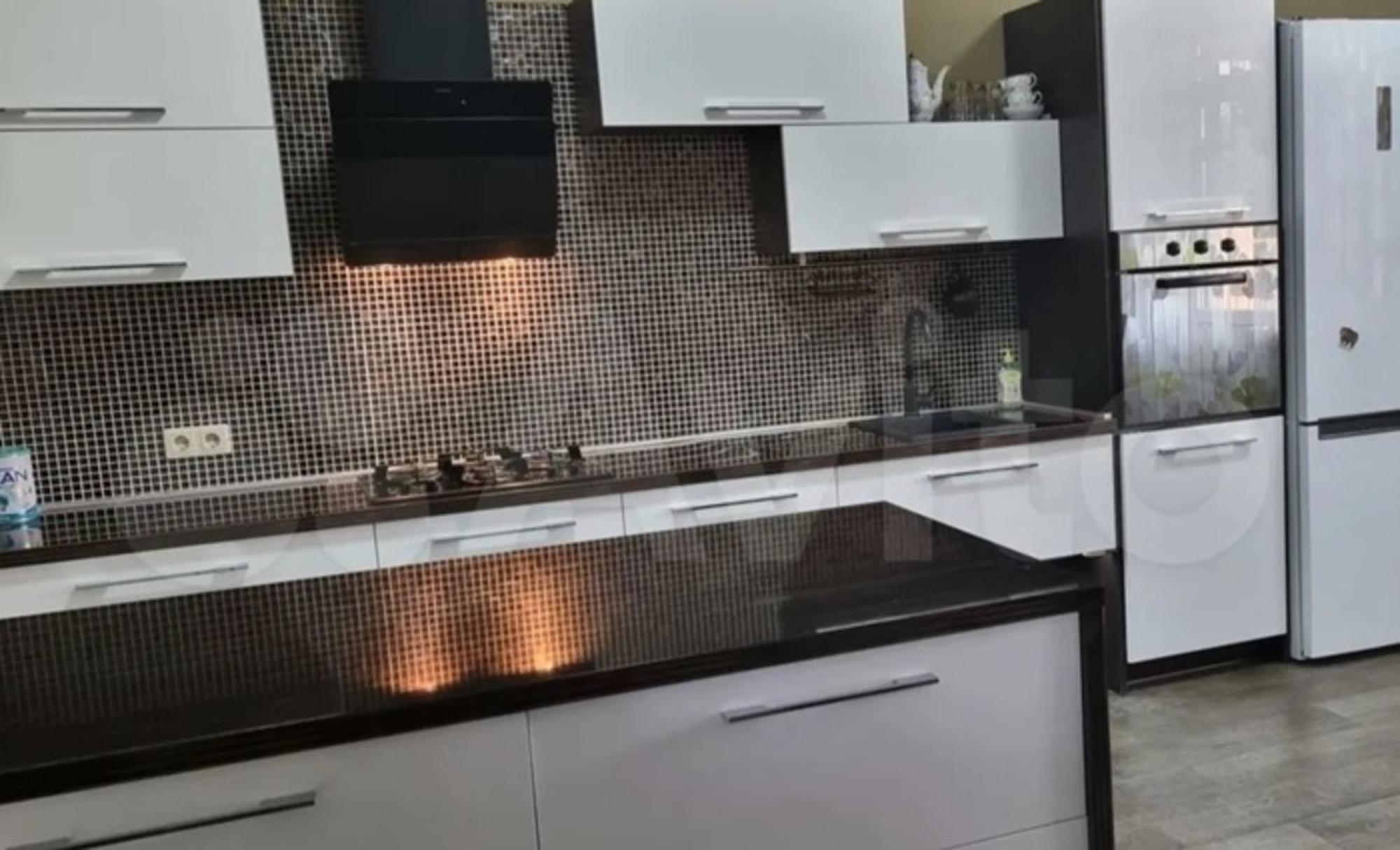 Купить дачу, дом, коттедж за 15 500 000 рублей на Добролюбова улица, 789