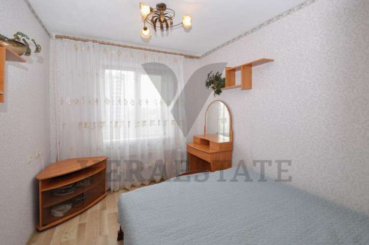 3-комн квартира ул. Троллейная,152/1