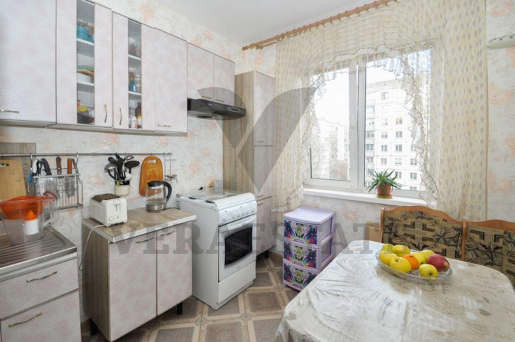 3-комн квартира ул. Троллейная,152/1