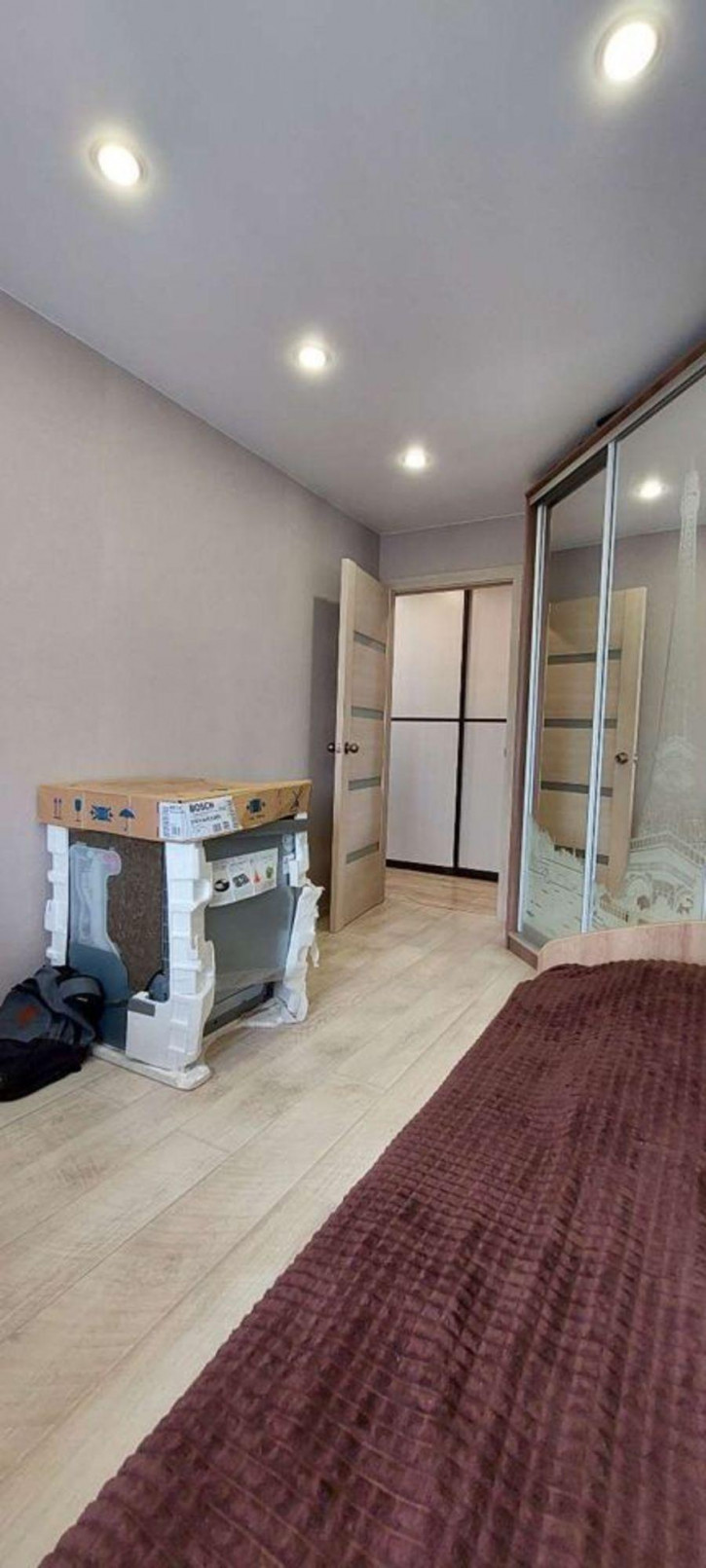 3-комн квартира Белградская, 12