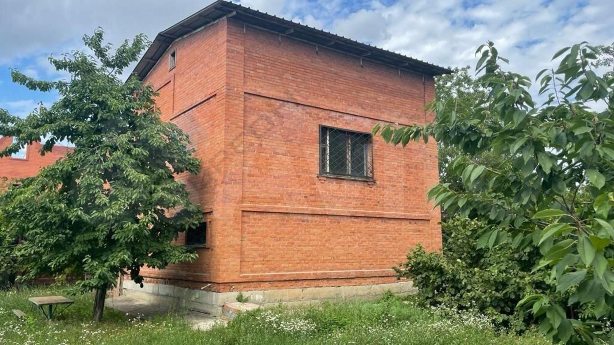 Купить дачу, дом, коттедж за 4 300 000 рублей на Светлая ул