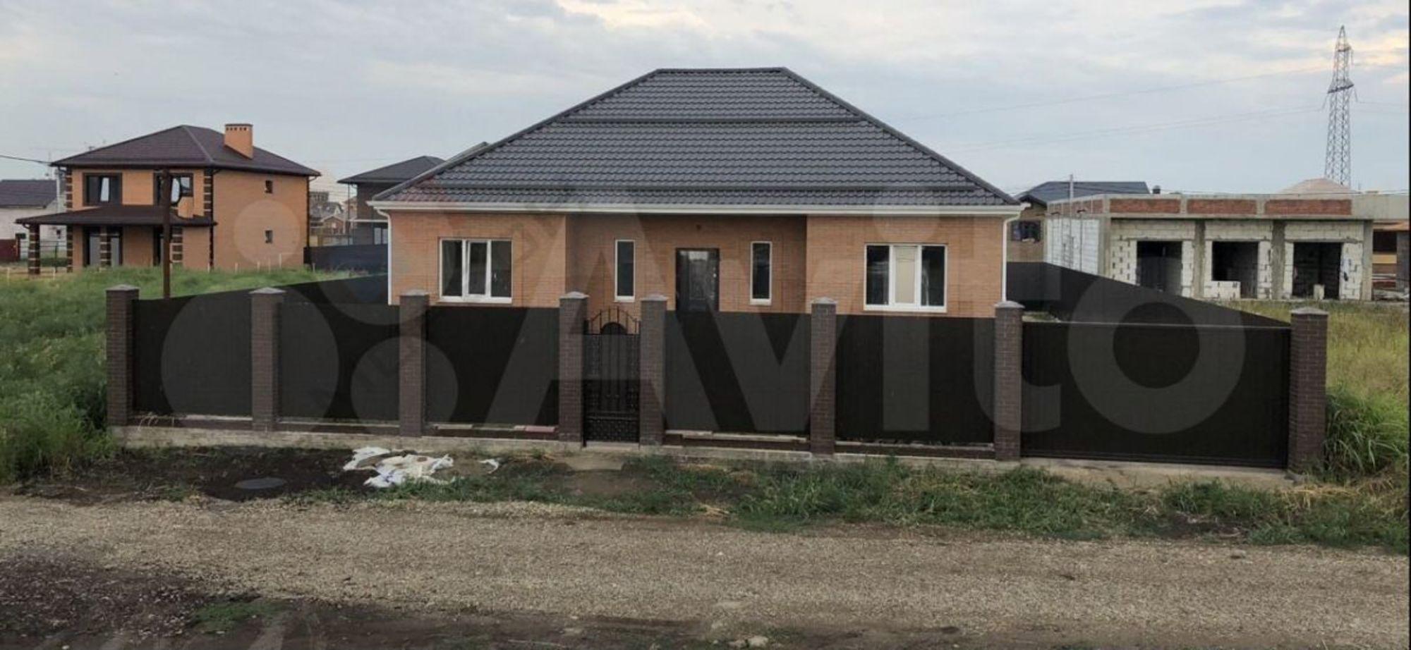 Купить дачу, дом, коттедж за 10 900 000 рублей на Хрустальная ул, 35
