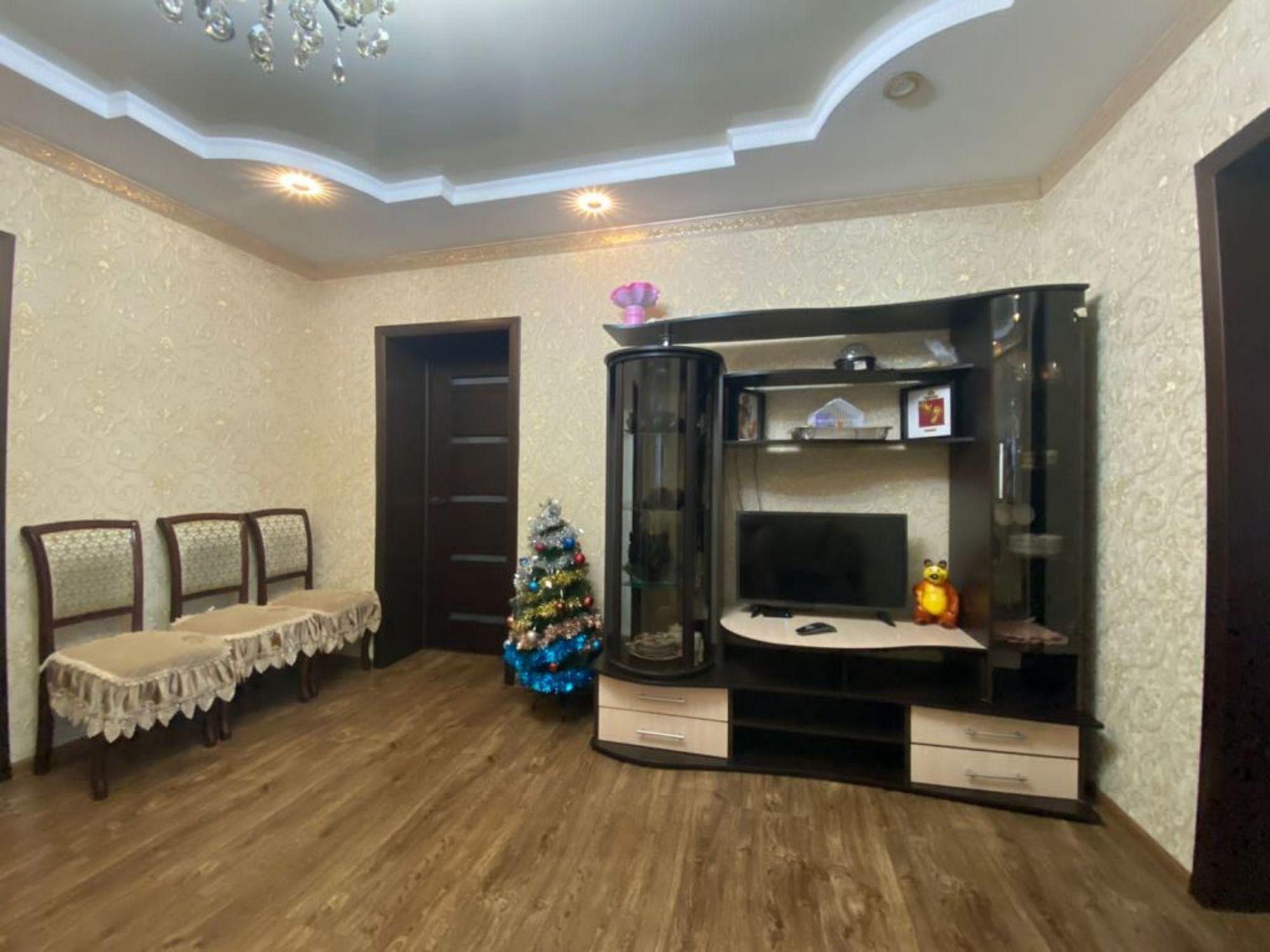Купить дачу, дом, коттедж за 6 800 000 рублей на Матросова ул, 2