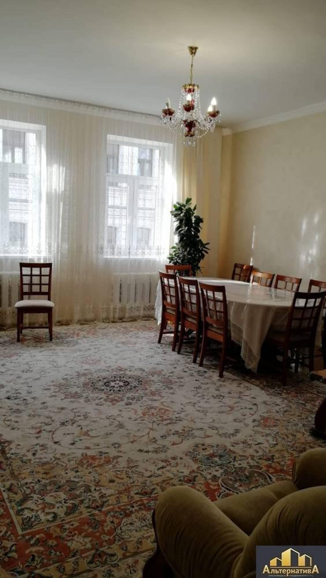 Купить дачу, дом, коттедж за 95 000 000 рублей на Алексея Реброва ул.