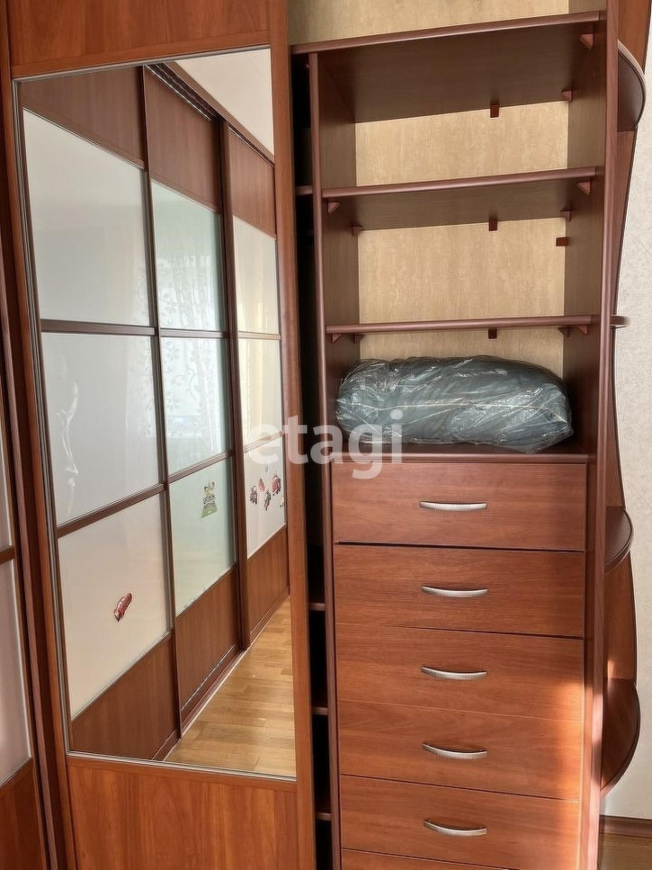 4-комн квартира Республики, 86/1