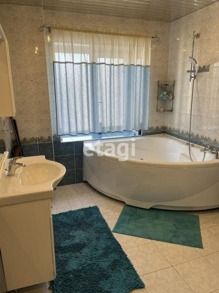 4-комн квартира Республики, 86/1