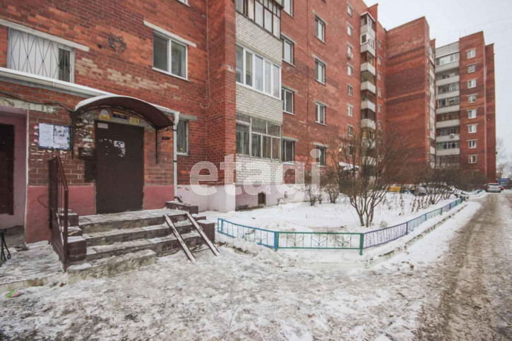 2-комн квартира Велижанская, 72